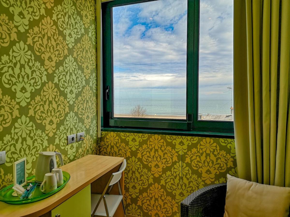 Habitación Doble con vistas al mar